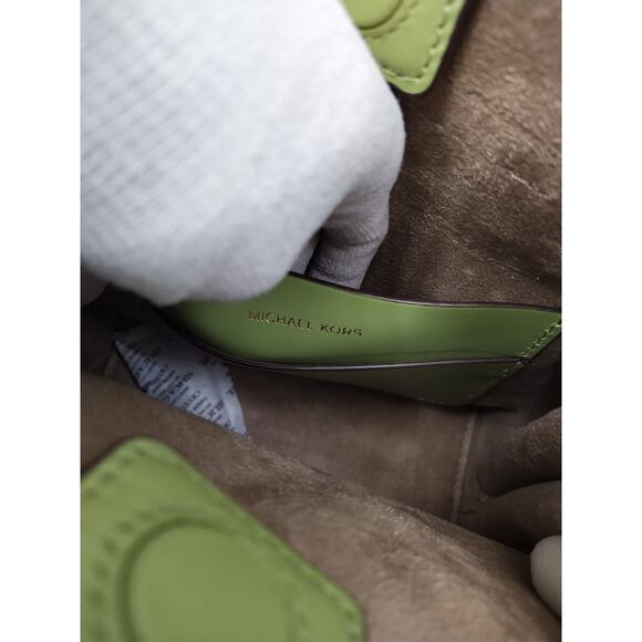 Michael Kors Hamilton Legacy Green Leather Lock Detail Messenger Bag - NWT $458 - Picture 11 of 13